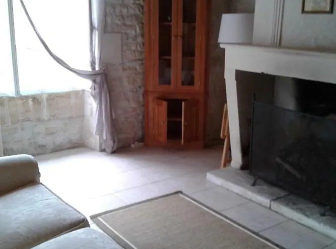 Holiday home L'hegoa Montpellier-de-Medillan